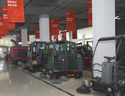 電動掃地機(jī)